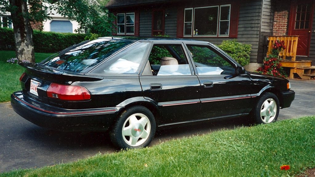 1990 Geo Prizm GSi Hatchback - black