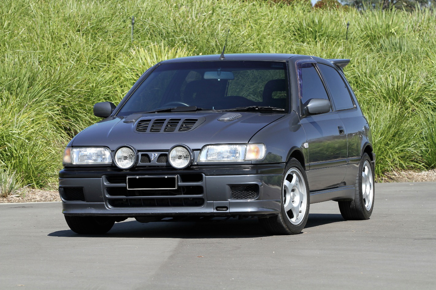 Nissan Pulsar GTI-R