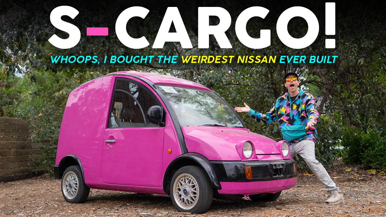 Pink Nissan S-Cargo